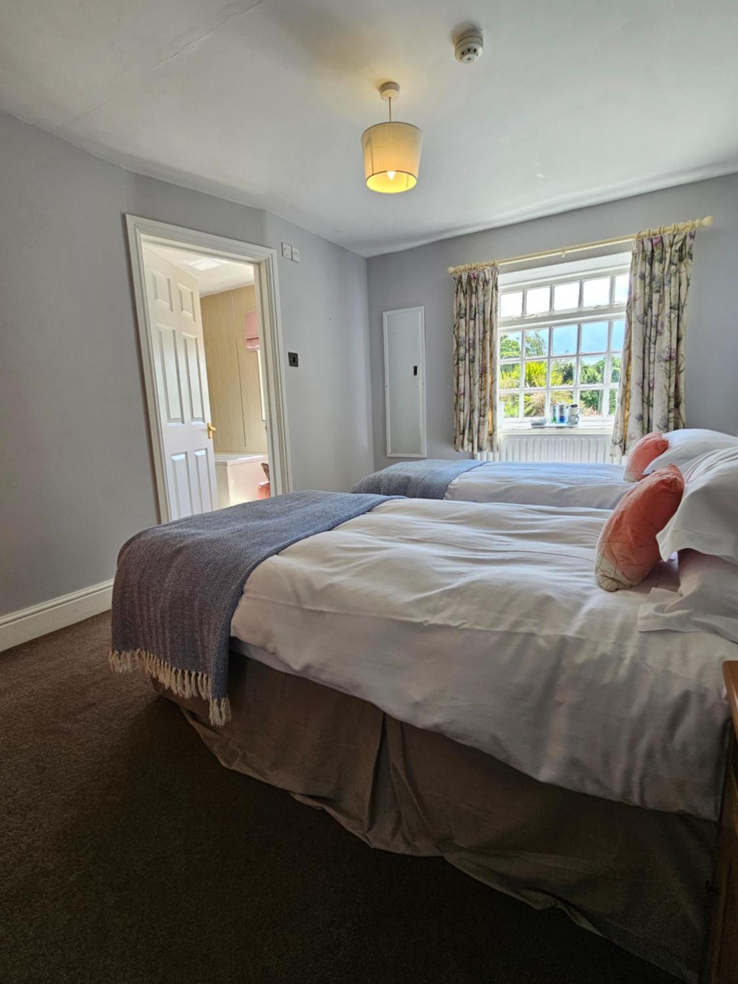 The Pack Horse Inn Chathill Bagian luar foto