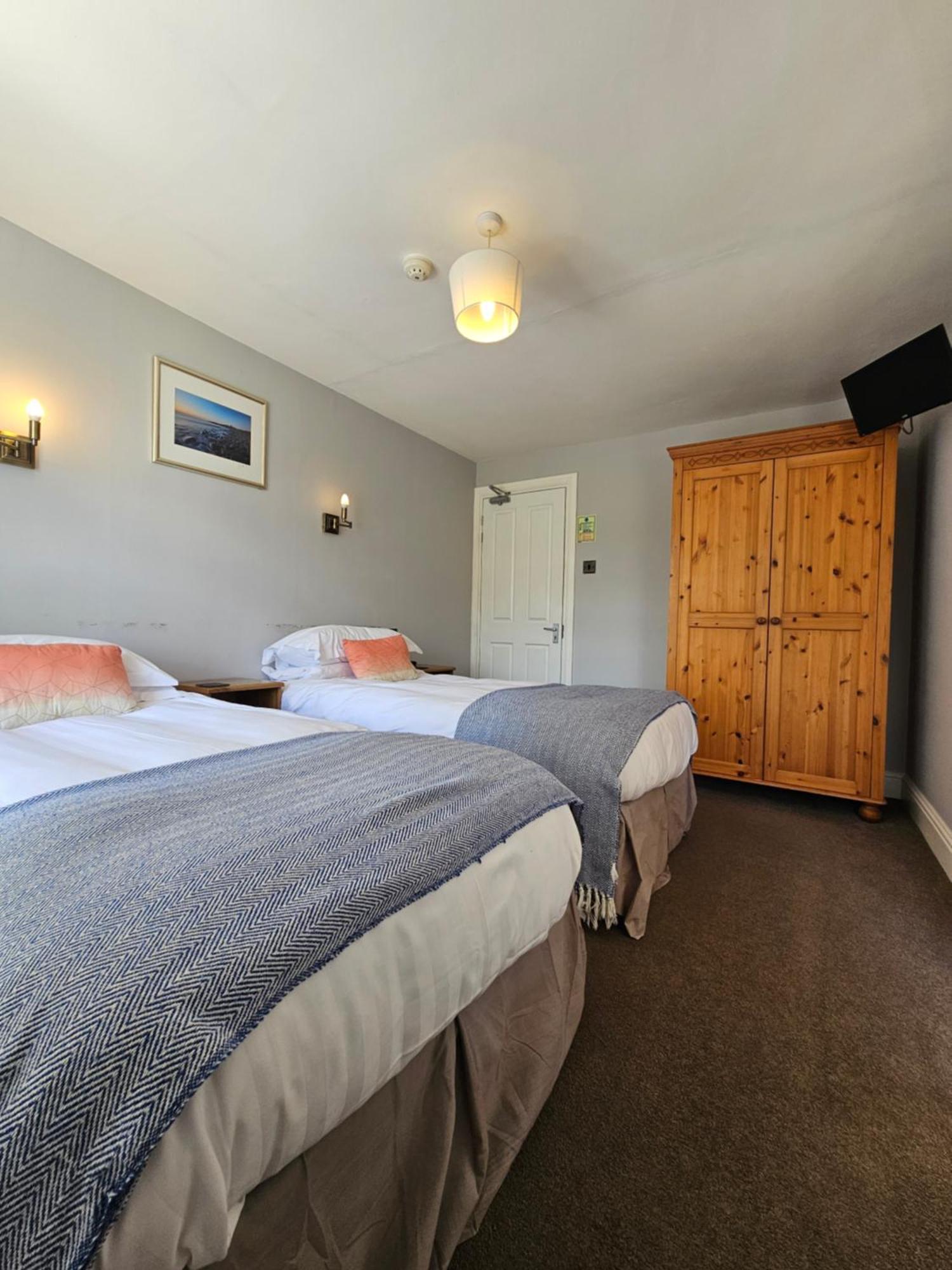 The Pack Horse Inn Chathill Bagian luar foto